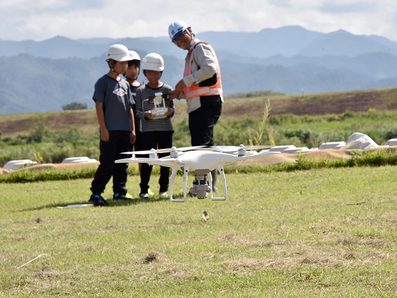 西村山 建設現場体験ツアー　ドローン体験